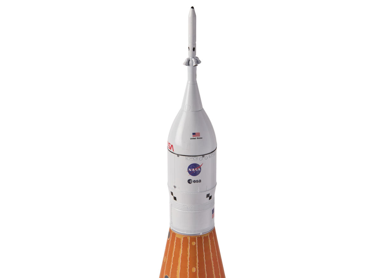 1:144-NASA Artemis Space Launch System