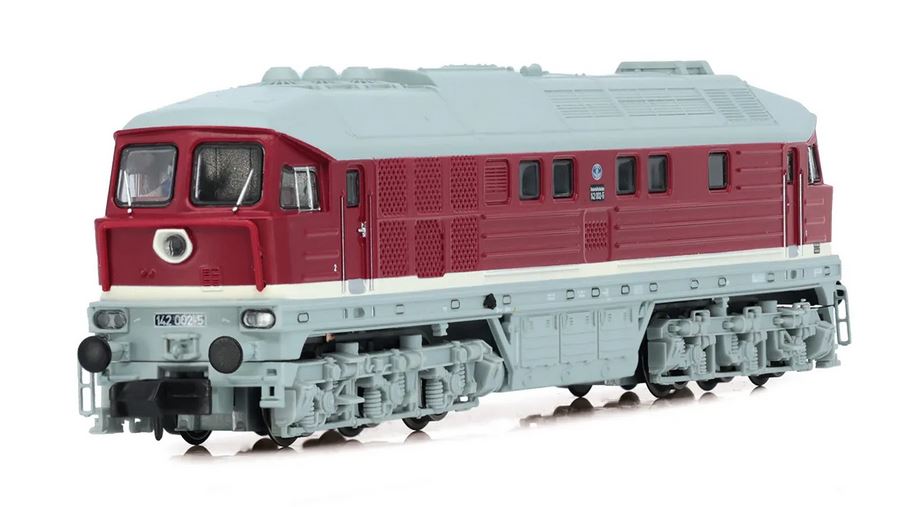 DR Diesellok BR 142 002-5, rot, Ep. IV,