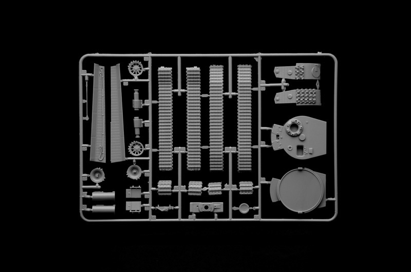 1:56 Pz.Kpfw.VI Tiger I Ausführung E
