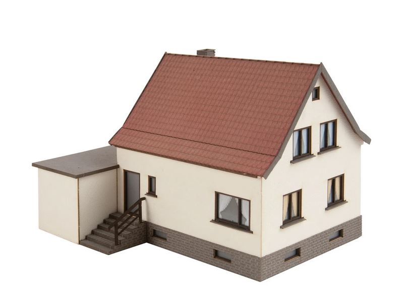 N-Siedlungshaus mit Garage