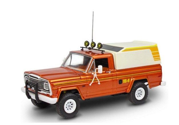 1:24-Jeep J-10 pickup with camper