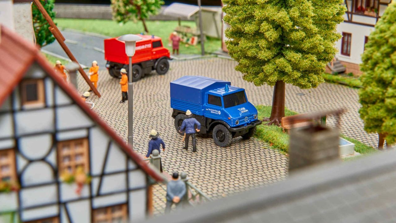 1:87-H0-MB Unimog U406 THW 100% RTR