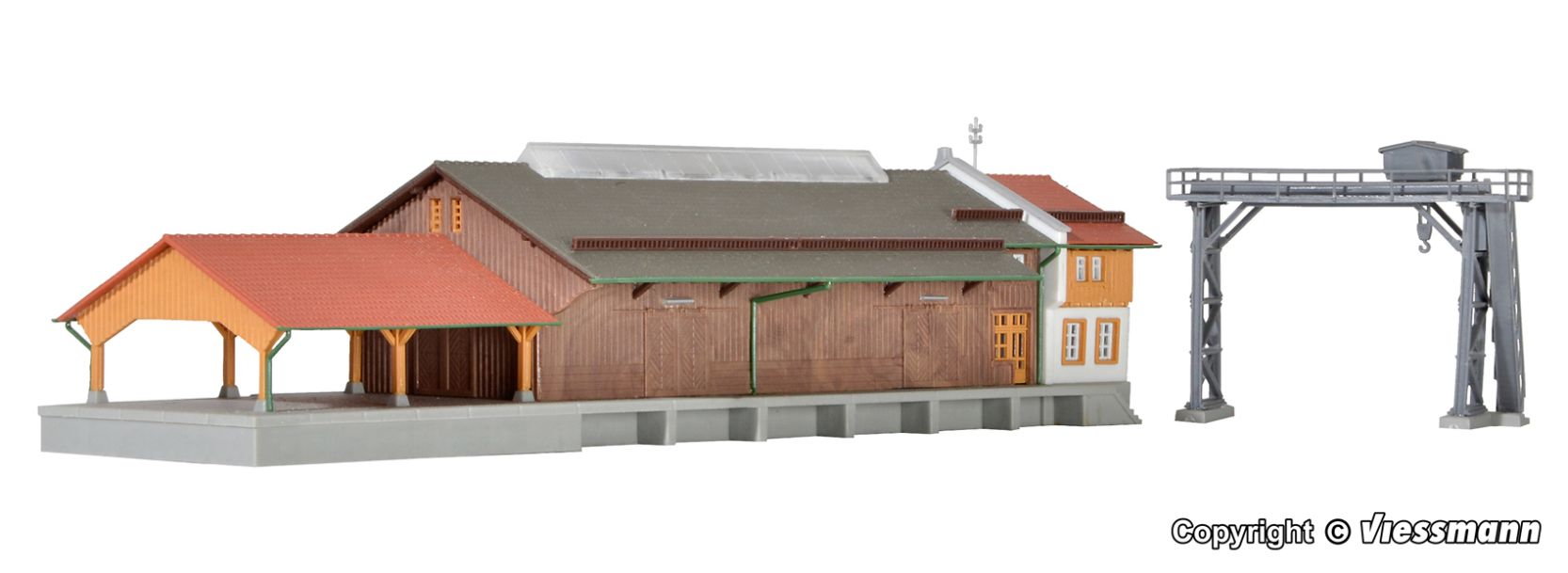 Z-Güterhalle mit Überladekran und Rampe