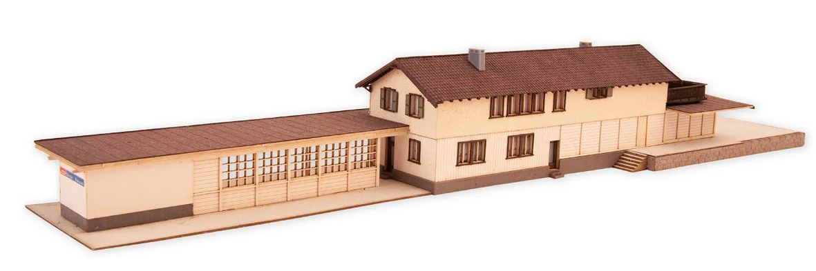 N-Bahnhof Bergün 33,7x7cm, 5 cm hoch