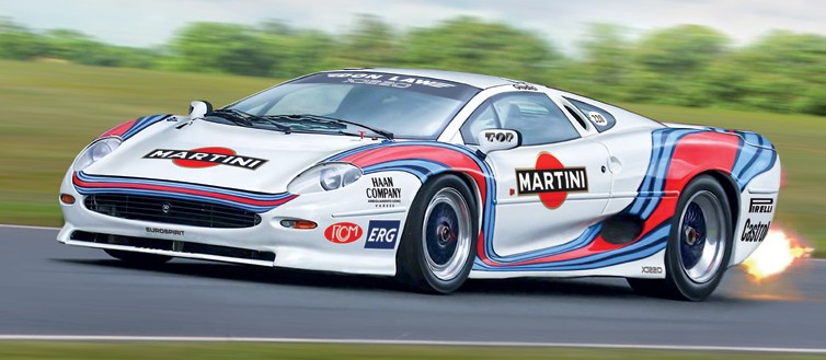 1:24 Jaguar XJ 220 Race Car