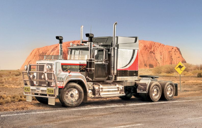 1:24 BLACK THUNDER Australian-Truck