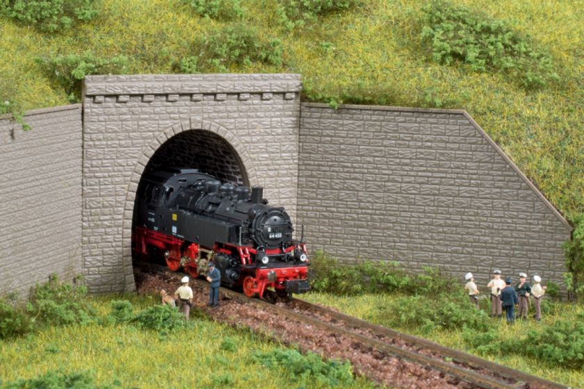 N-Tunnelportale eingleisig