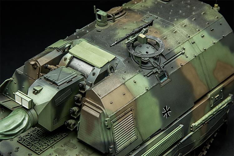 1/35 Panzerhaubitze 2000