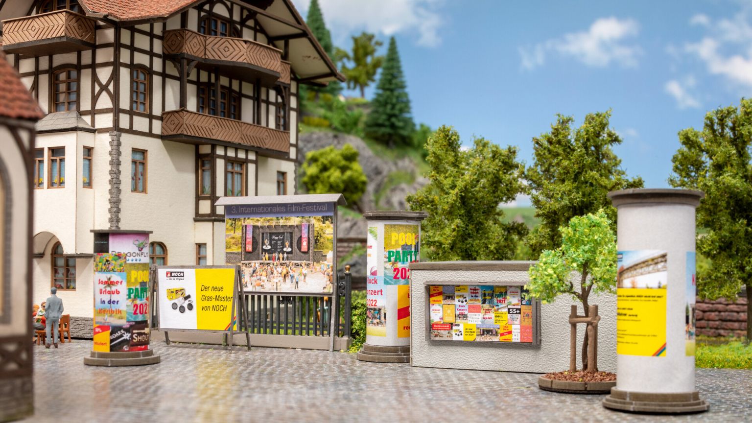 N-Litfaßsäulen & Werbewände