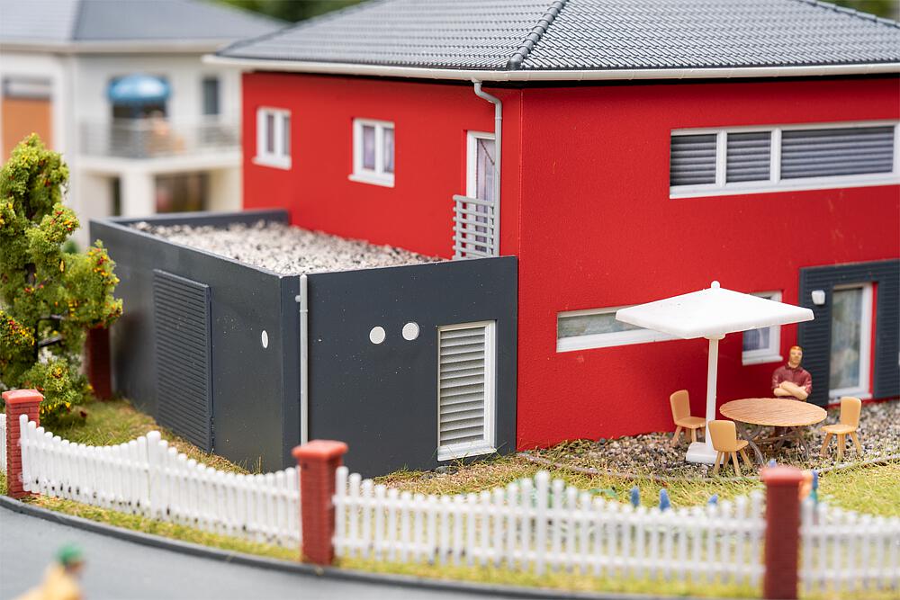 WeberHaus CityLife, rot
