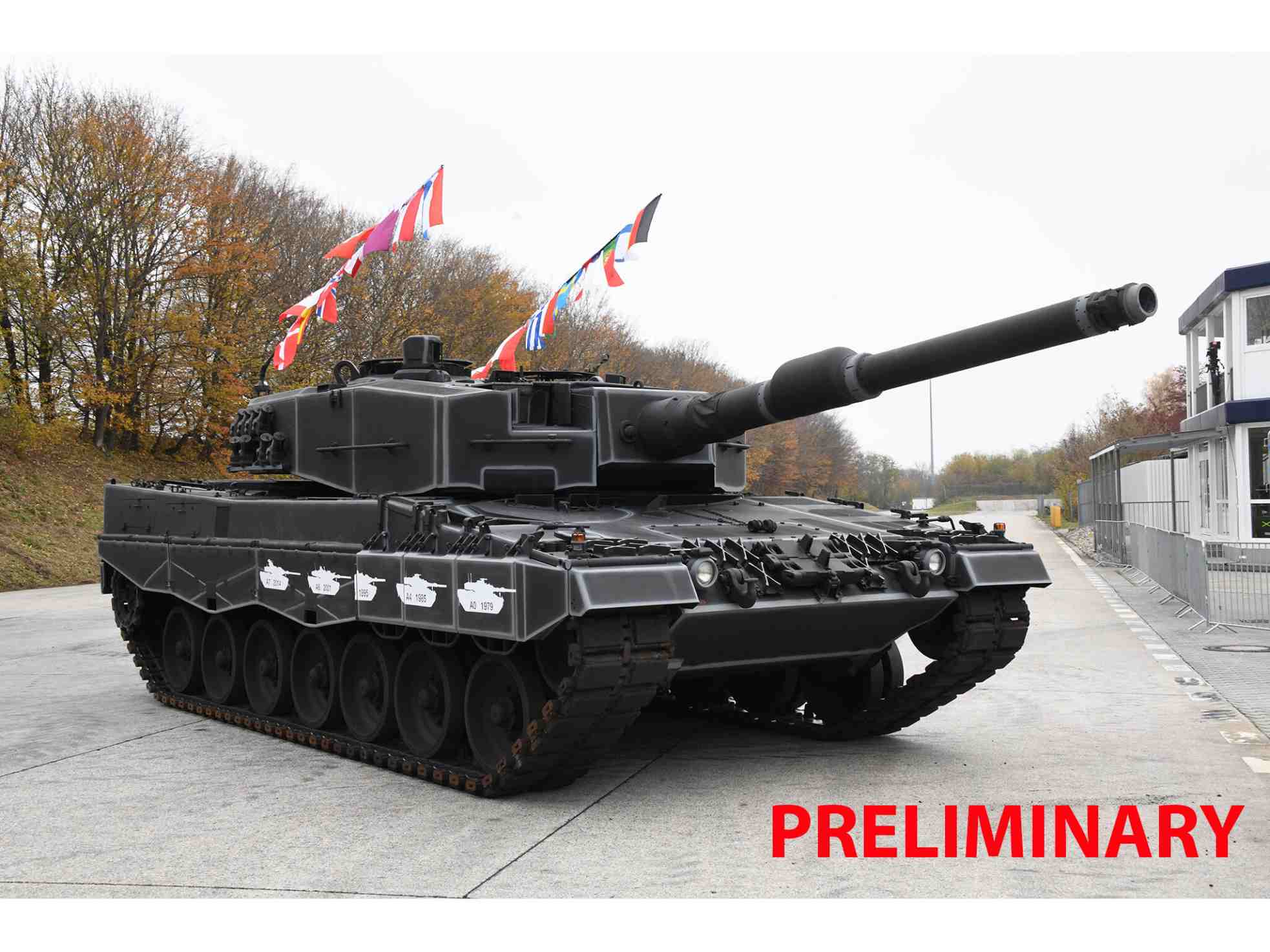 1:35-Model Set Leopard 2A4 - Special