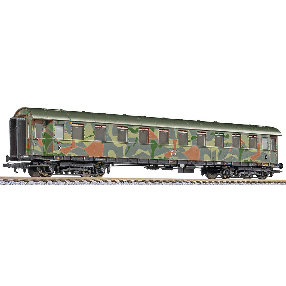 4-tlg. Set  BR 42 mit Truppentransport