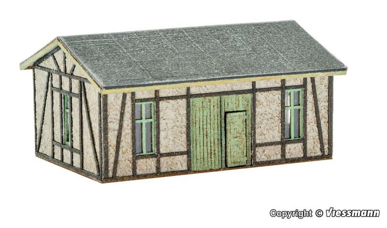 Z-Werkstatt mit Putz-/Fachwerkfassade